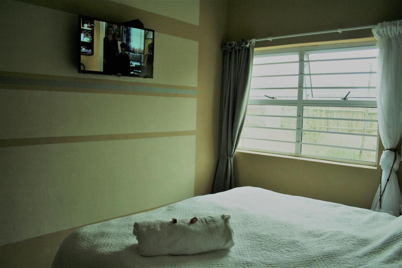Hotel High Palms Langebaan Esterno foto
